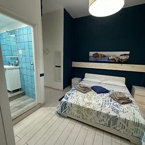 Private Bathroom King Room